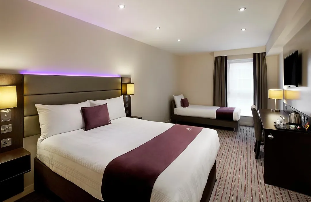 Premier Inn Dublin City North Docklands-1